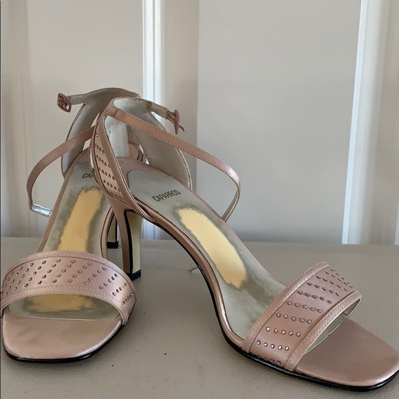 Blush Caparros Heels - Picture 1 of 6